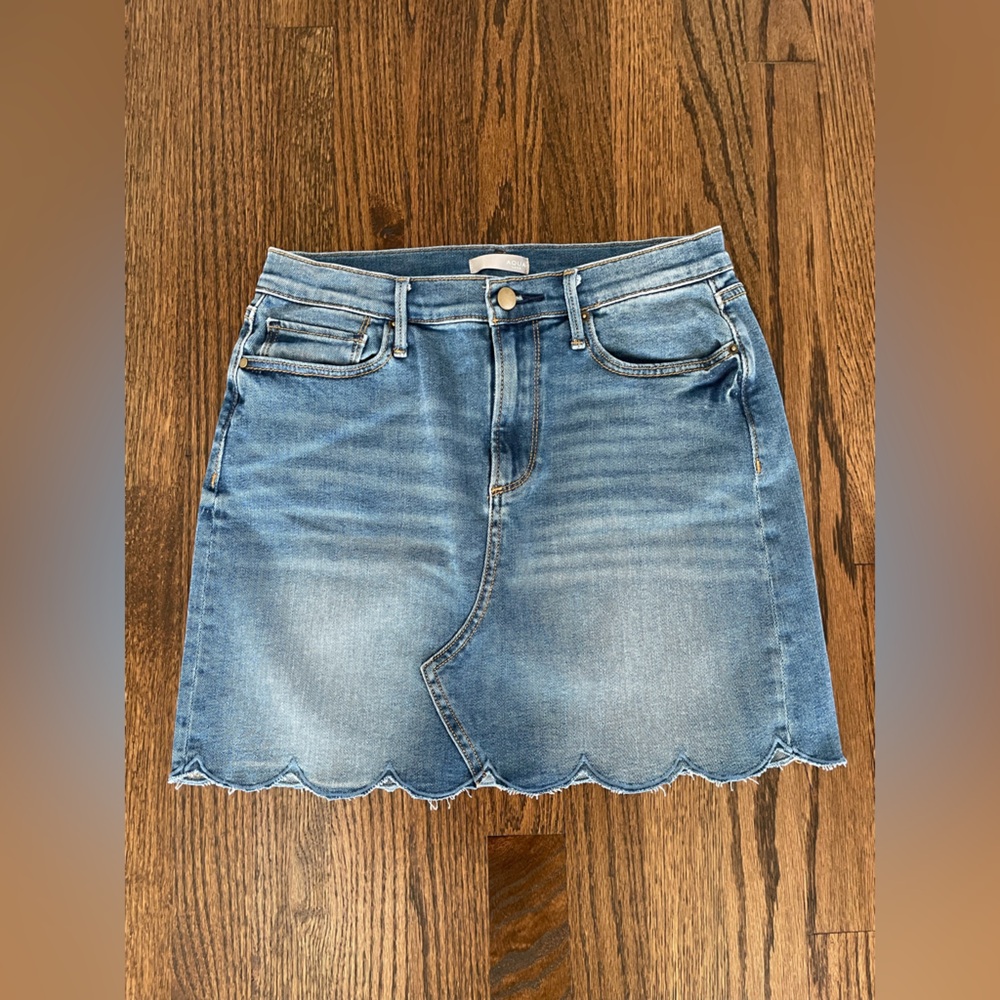 Aqua Luxe Denim scallop skirt size 27